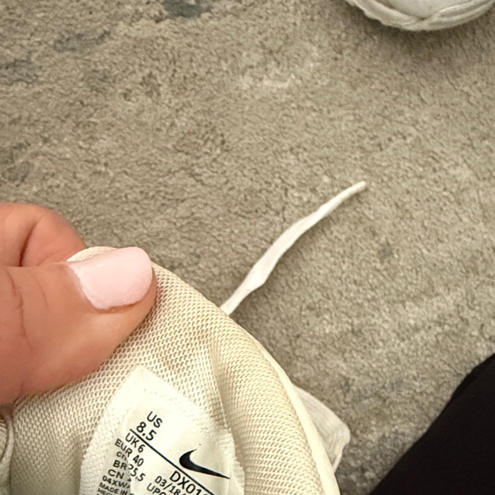 Nike Air Max White and Blue Sneakers - Picture 6 of 6